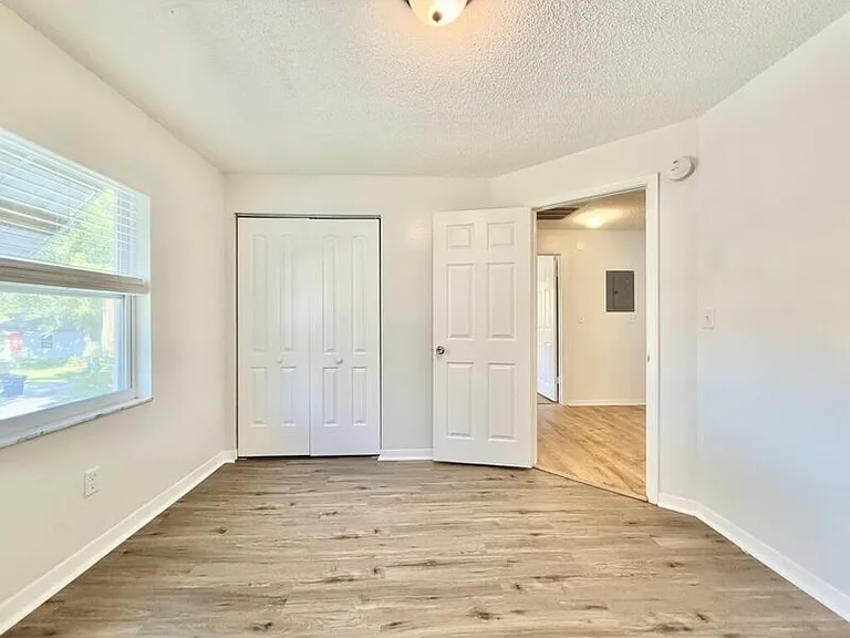 6420 S Adelia Ave #A — Photo 15