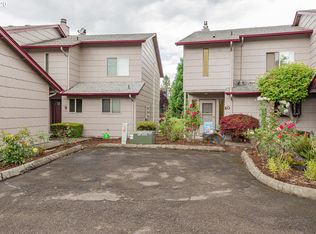 2363 40th Ave APT 8, Longview, WA 98632