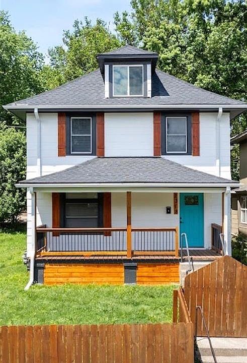 1st image of 2318 Spruce Ave