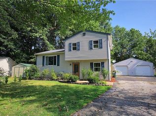 9150 Oak Cir, Windham, OH 44288