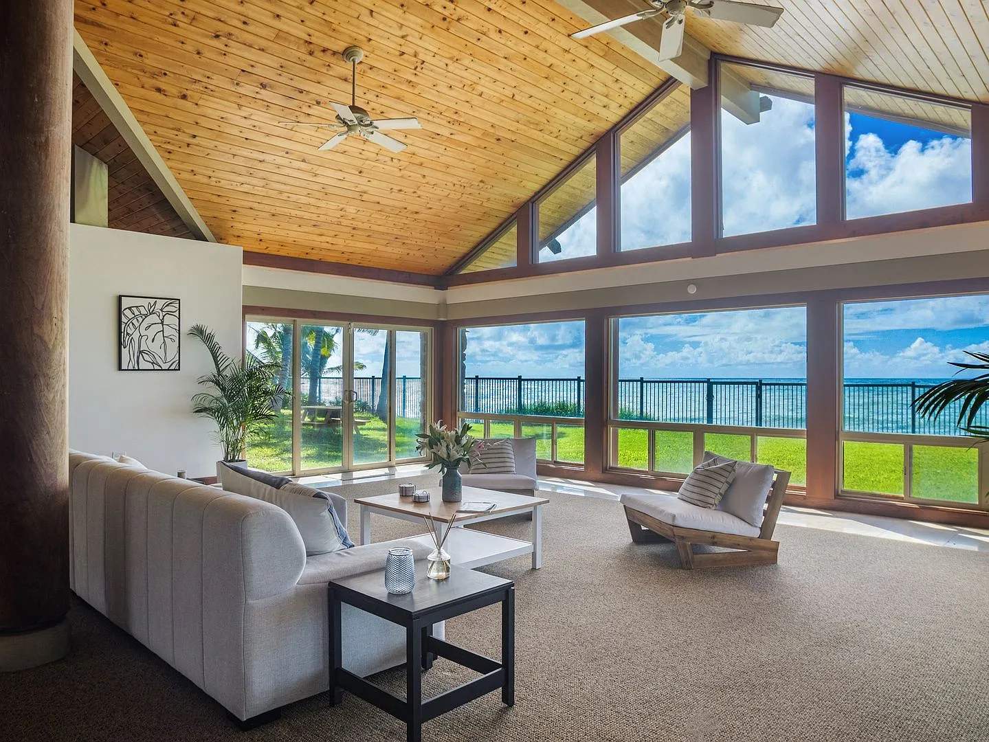 Luxury 5BR Oceanfront Home w/ Private Pool & Beach Access: Konishiki Beachhouse — Photo 2