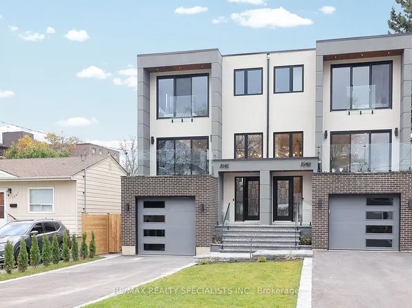 1046 Roosevelt Rd, Mississauga, ON L5G 3Y8