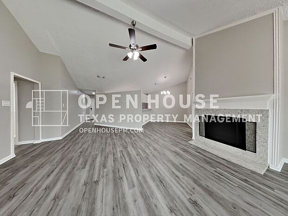 5th image of 13102 Kingsmill Dr