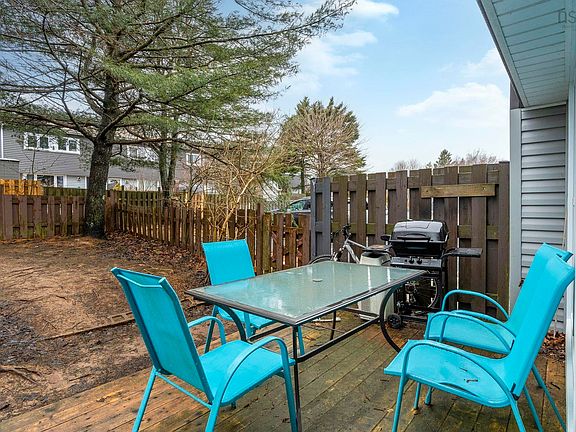 5th image of 72 Cavendish Rd