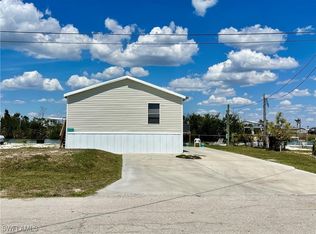 3888 Royal Palm Dr, Saint James City, FL 33956