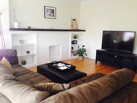 2nd image of 2632 W Winnemac Ave #3W