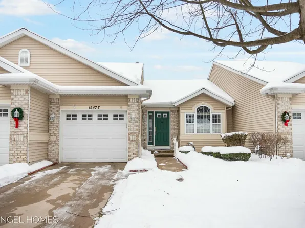 15477 Winchester Cir, Grand Haven, MI 49417
