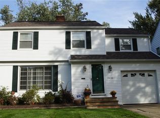 1611 Oakmount Rd, South Euclid, OH 44121