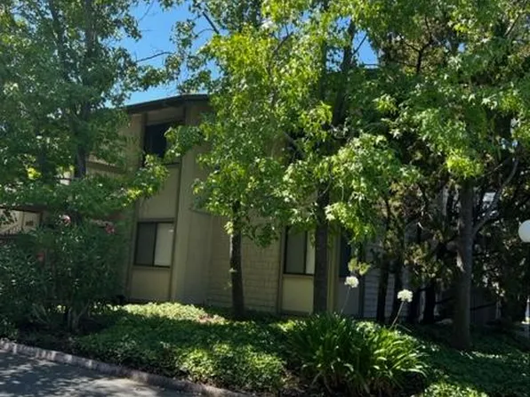 1493 Marchbanks Dr APT 4, Walnut Creek, CA 94598