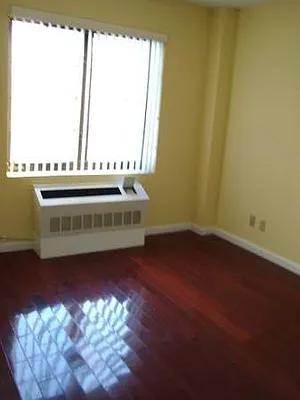 Rented by Roz Khan, LREB | media 7