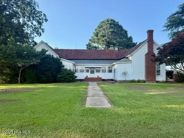 5988 Frazier Road, Bailey, NC 27807