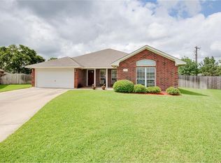 1311 Portsmouth Ct, College Station, TX 77845