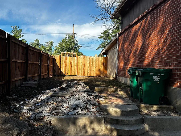 747 Elkhart St — Photo 9