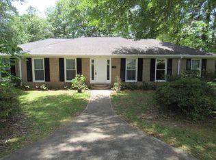 10 W Fairlawn Dr, Carrollton, GA 30117