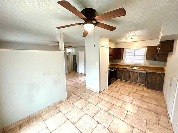 4th image of 539 Demya Dr