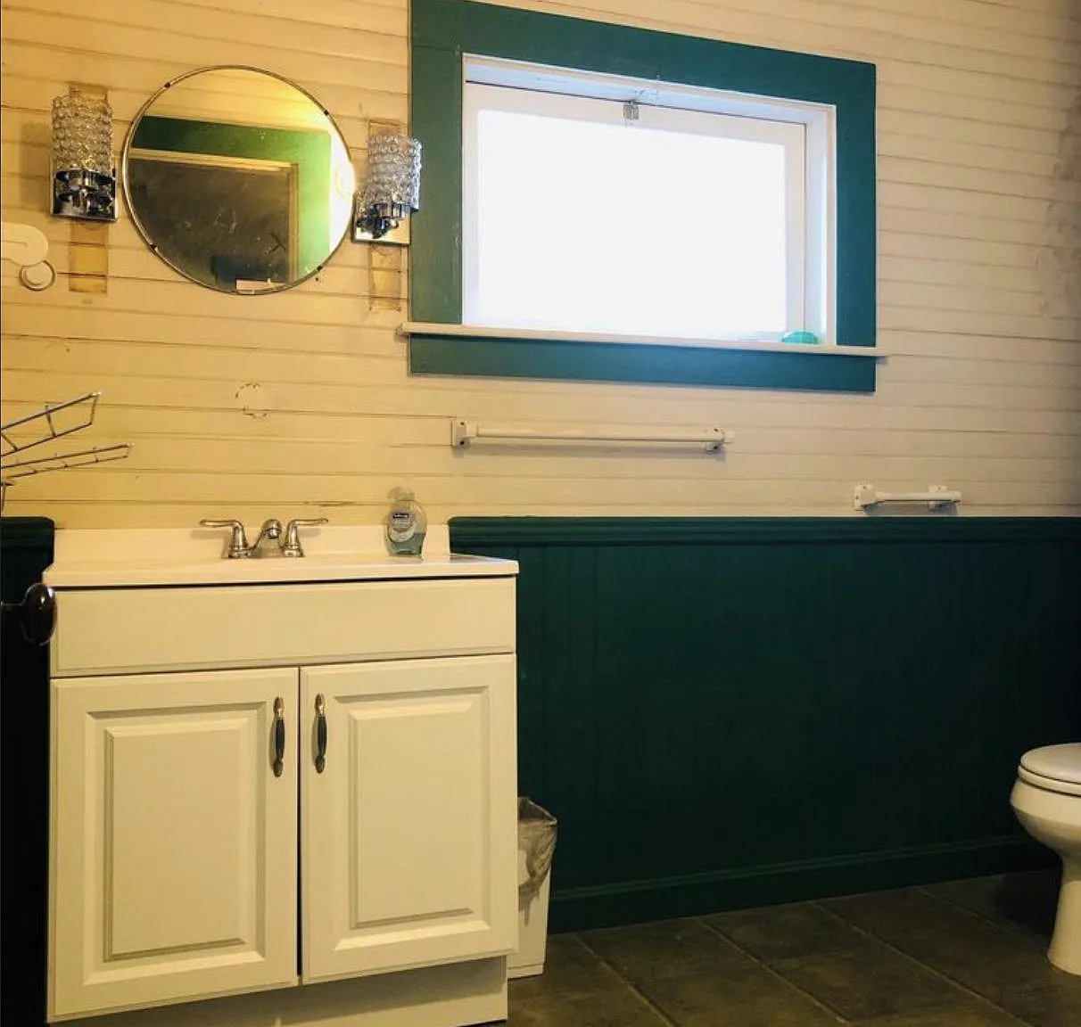 3 bed, $1,600 — Photo 1