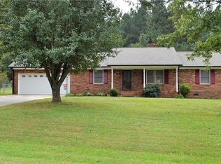 169 Greenview Ln, Linwood, NC 27299