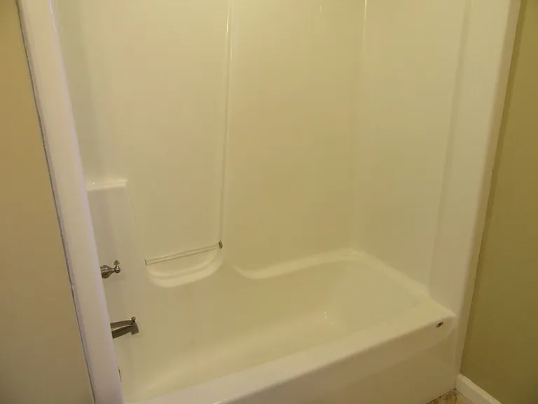 1517 Delaware Ave — Photo 32