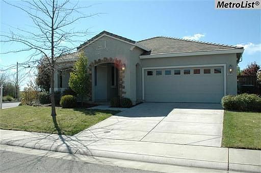 1st image of 400 Tara Bella Pl