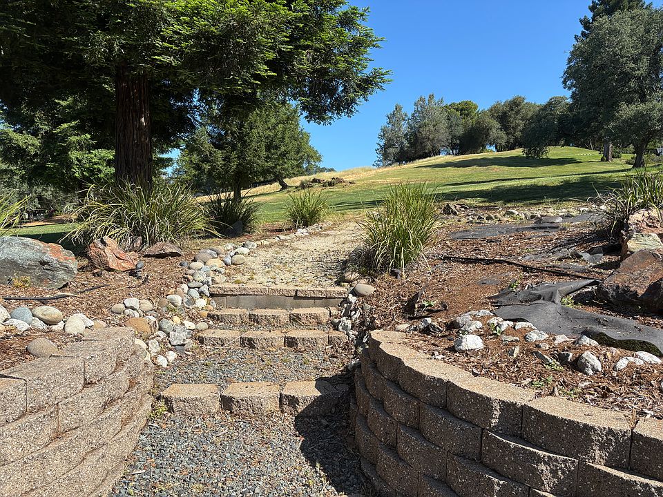 2nd image of 1639 American River Trl