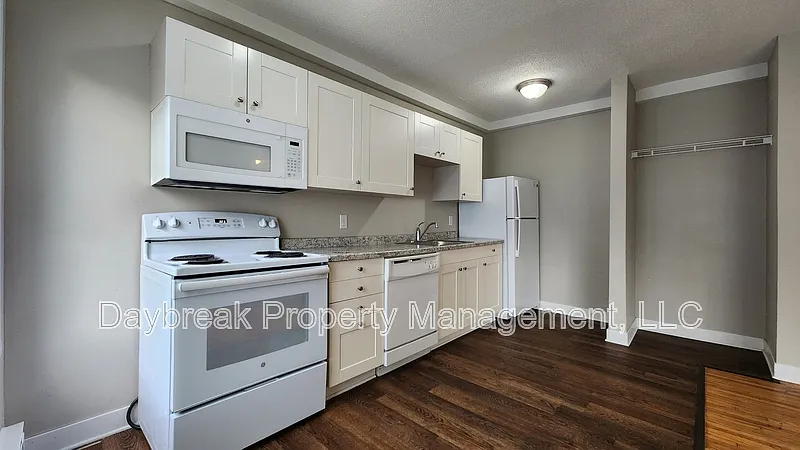 1 bed, 1.0 bath, $815 — Photo 3