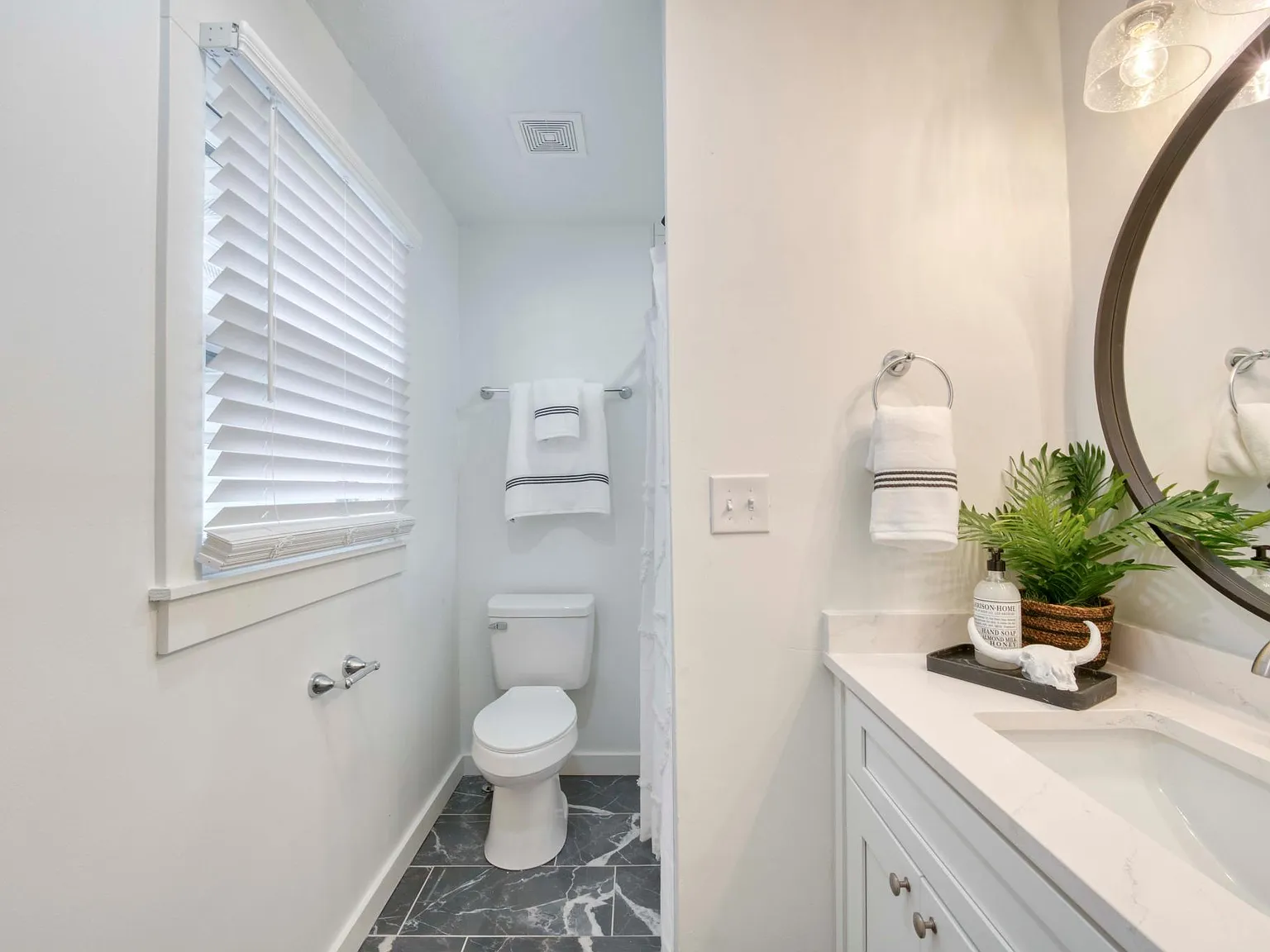 3 bed, 1259 sqft, $1,650 — Photo 3