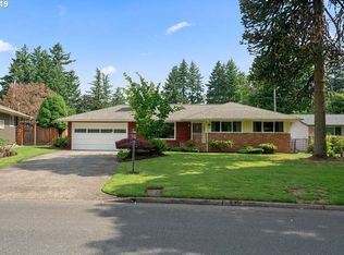 17039 SE Kelly St, Portland, OR 97236