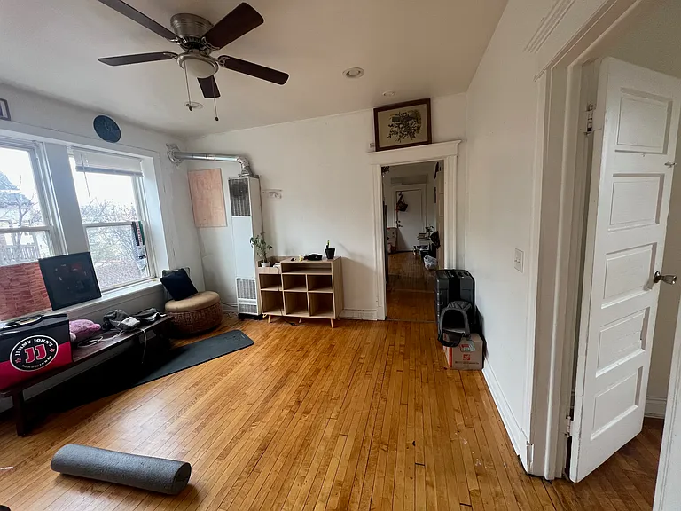 2658 W 23rd St #3R — Photo 17