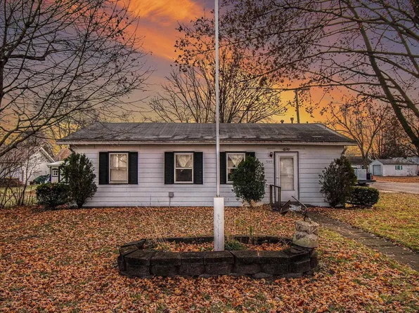 1220 S 11th St, Goshen, IN 46526