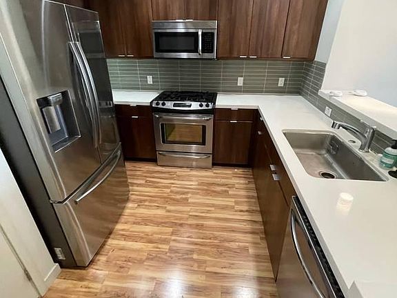 2nd image of 1266 9th Ave #305