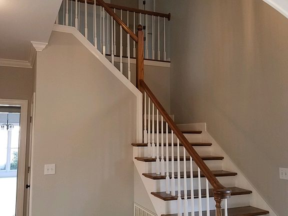 Stairway to 3 BR's Up