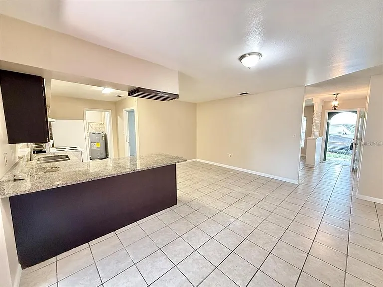 1507 N Thacker Ave — Photo 6