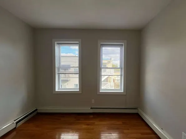 19 Wright Avenue image 5 of 5