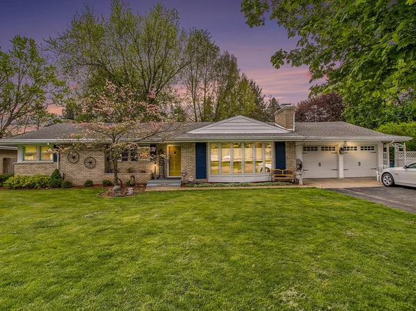 2707 Fleetwood Dr, Portage, MI 49024