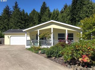 235 SE Whalesong Dr, Depoe Bay, OR 97341