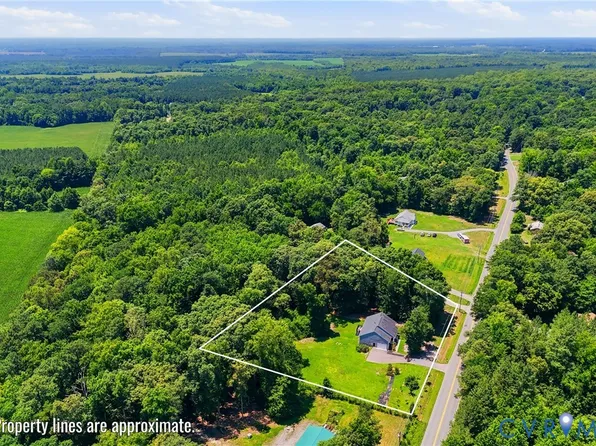 1297 Manfield Rd, Manquin, VA 23106