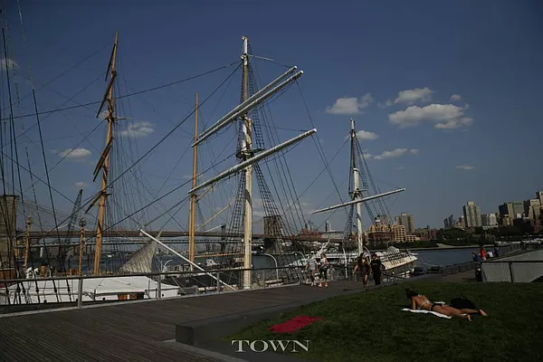 Rented by Town Residential | media 46