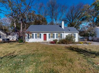 4010 Auburn Ln, Nashville, TN 37215