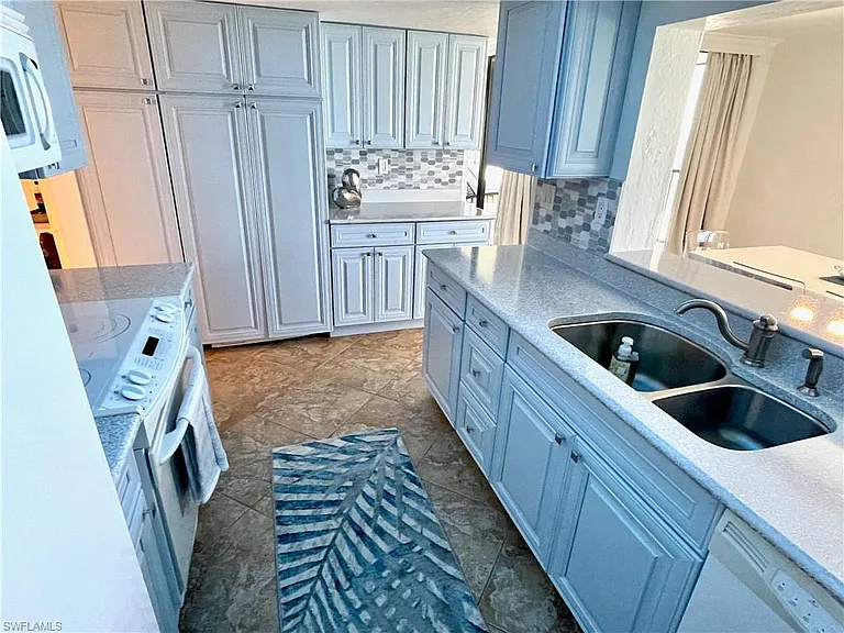 10525 Gulf Shore Dr #251 — Photo 30