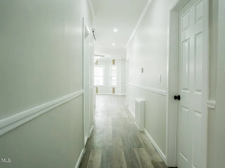 418 3rd St #1 — Photo 24