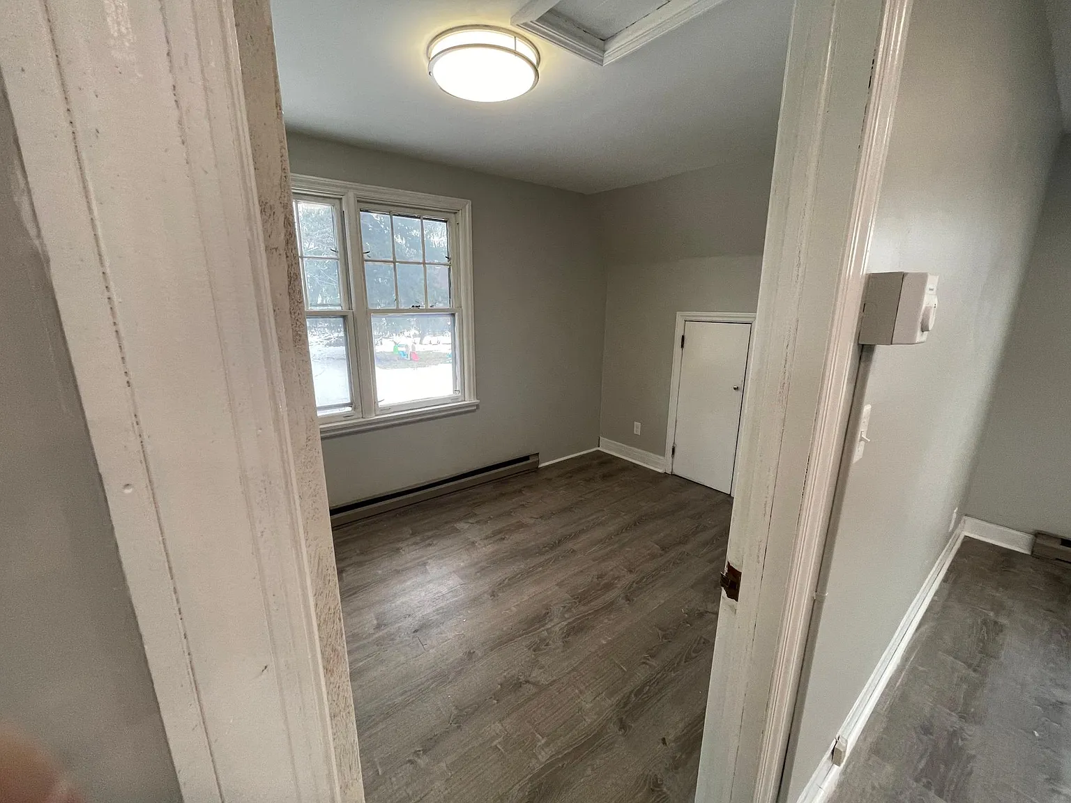 89 3rd Ave — Photo 2