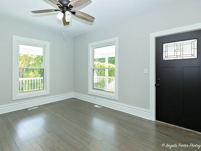 62 Pine St #A — Photo 2