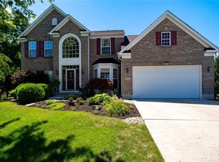 10617 Whipple Tree Dr, Dayton, OH 45458