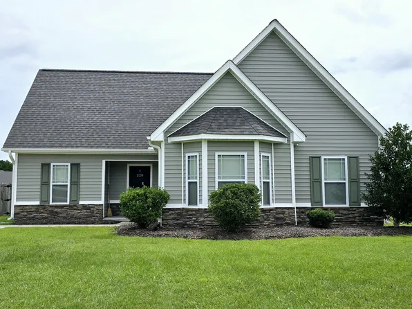 220 Asheberne Drive, Washington, NC 27889