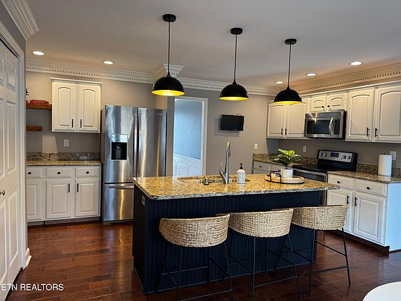 4th image of 1608 Dunwoody Blvd