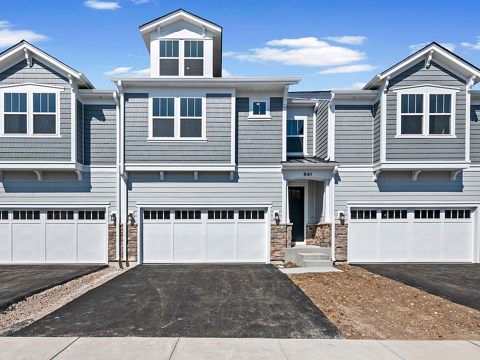 1st image of 641 Riverbank Dr
