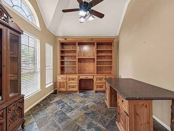 5th image of 1414 Pecan Crossing Dr