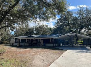 1713 Valrico Woodland Ave, Seffner, FL 33584