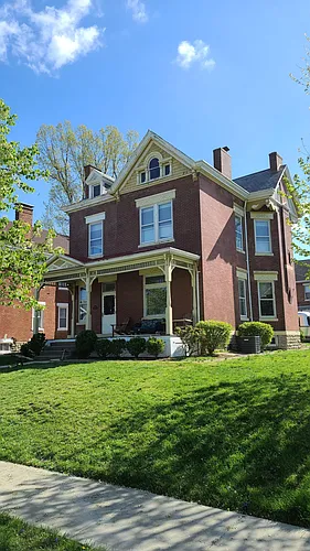 4404 Franklin Ave Photo 1