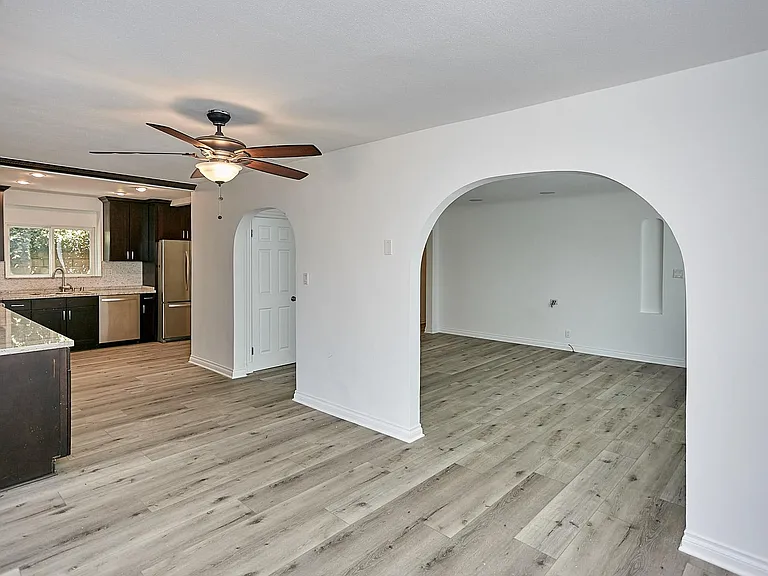 1603 Sargent Pl — Photo 5
